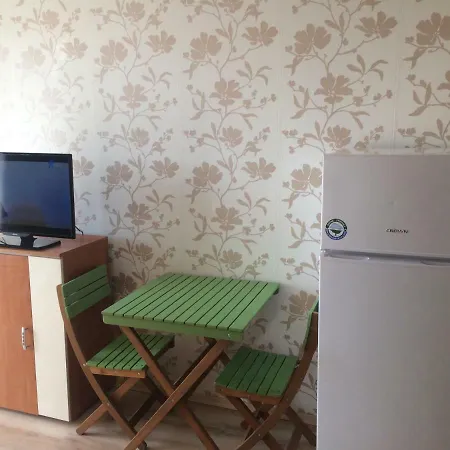 Summer Break Apartment